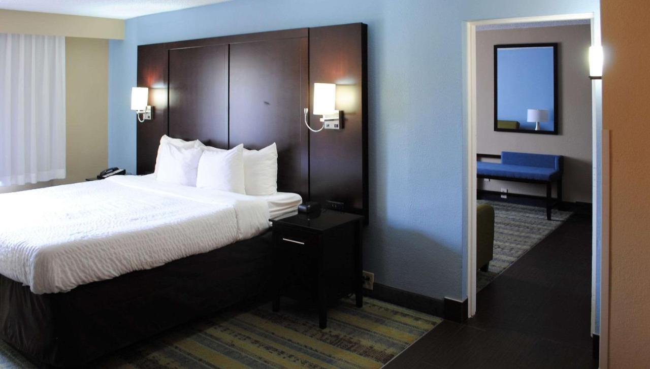 Clarion Hotel Conference Center - North Lexington Eksteriør bilde