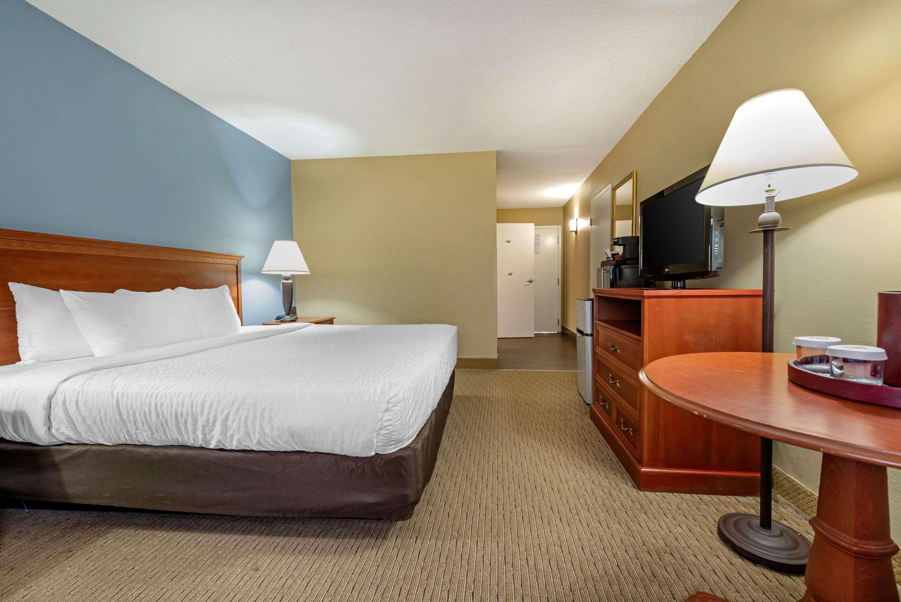 Clarion Hotel Conference Center - North Lexington Eksteriør bilde