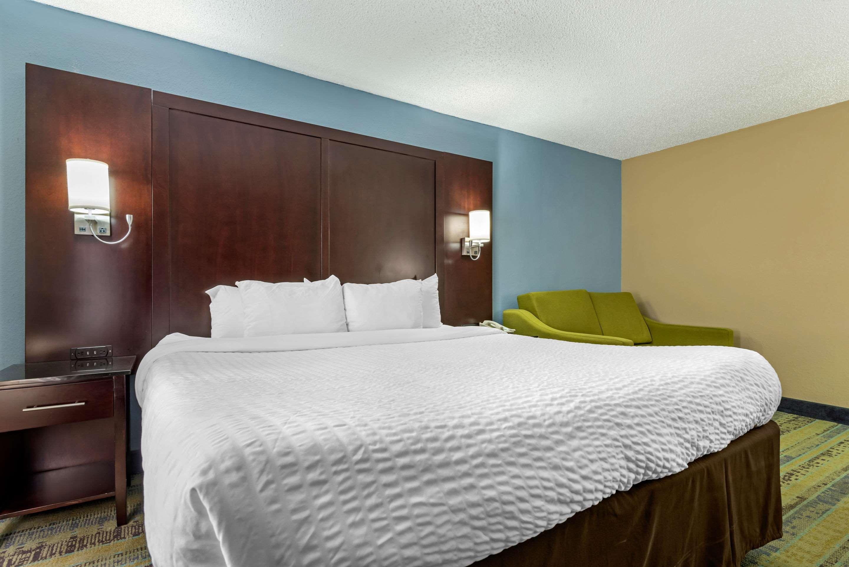 Clarion Hotel Conference Center - North Lexington Eksteriør bilde