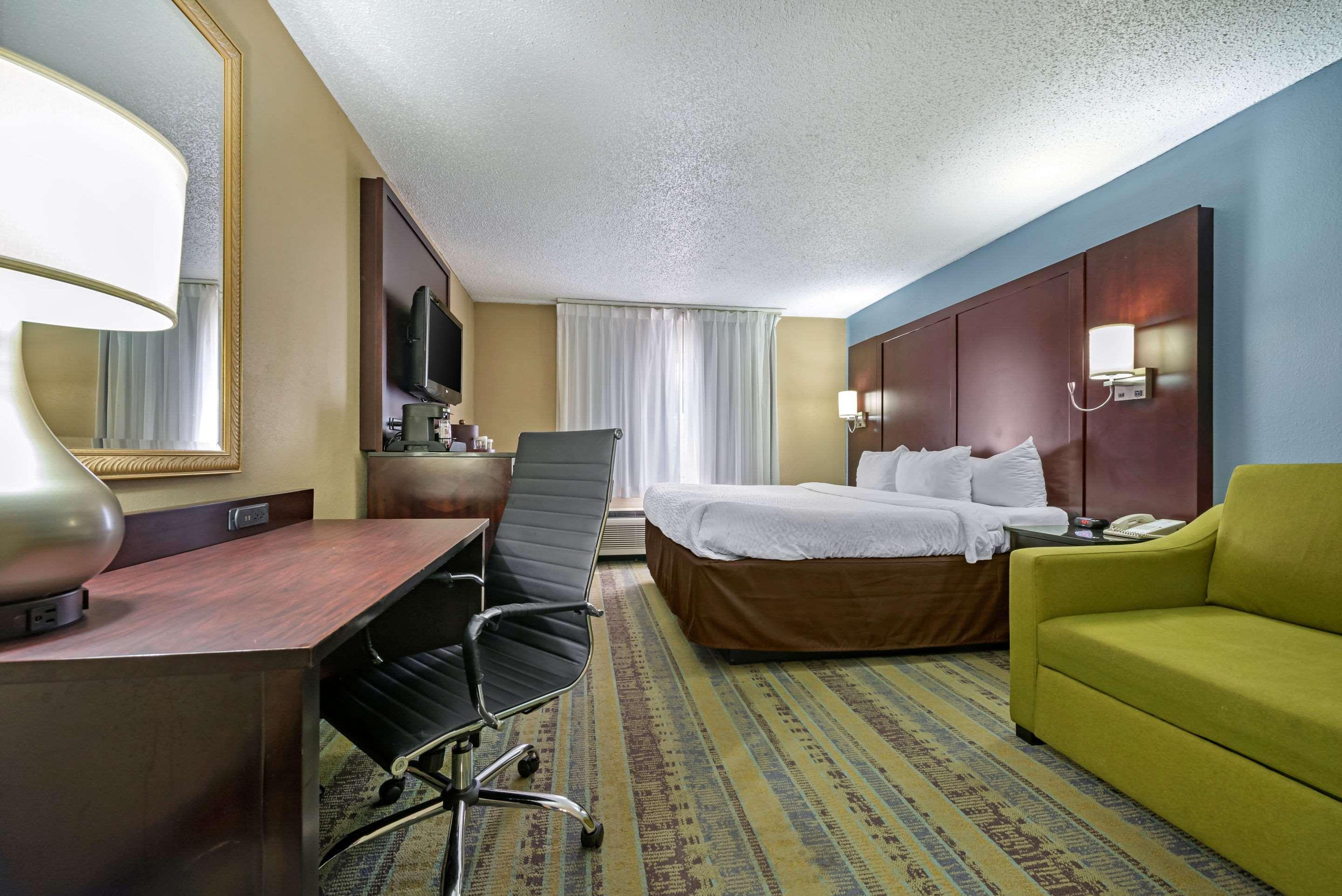 Clarion Hotel Conference Center - North Lexington Eksteriør bilde