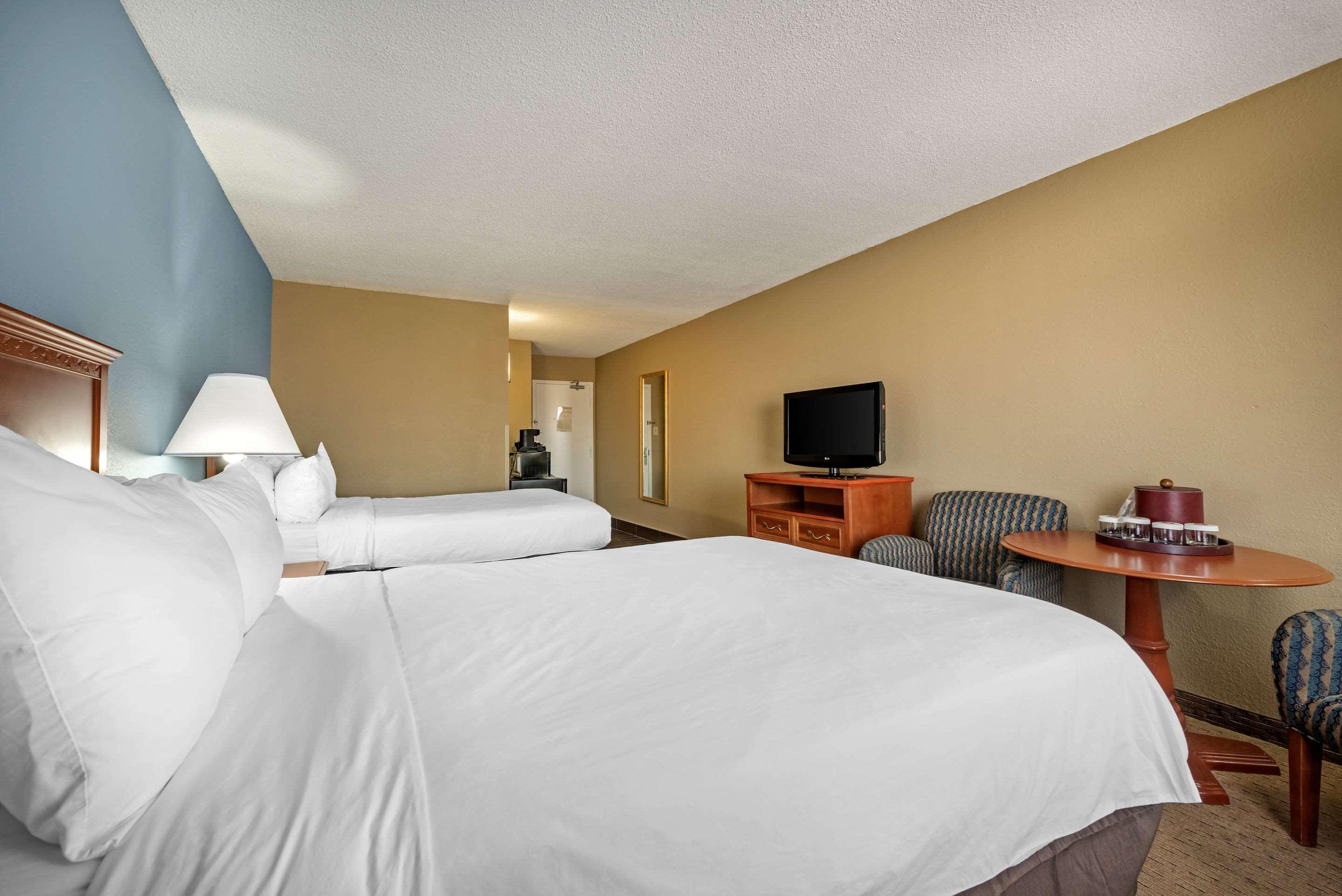Clarion Hotel Conference Center - North Lexington Eksteriør bilde