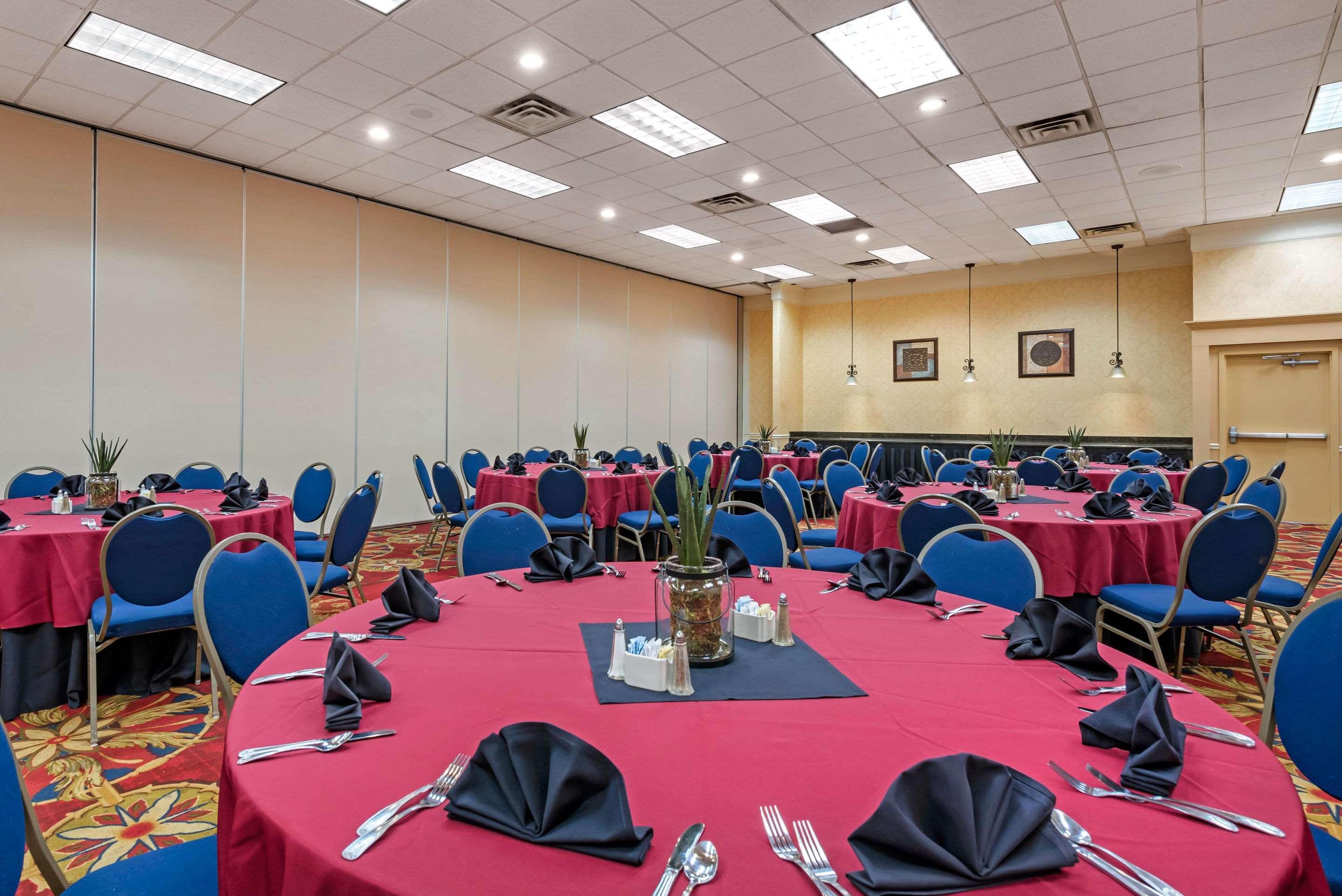 Clarion Hotel Conference Center - North Lexington Eksteriør bilde