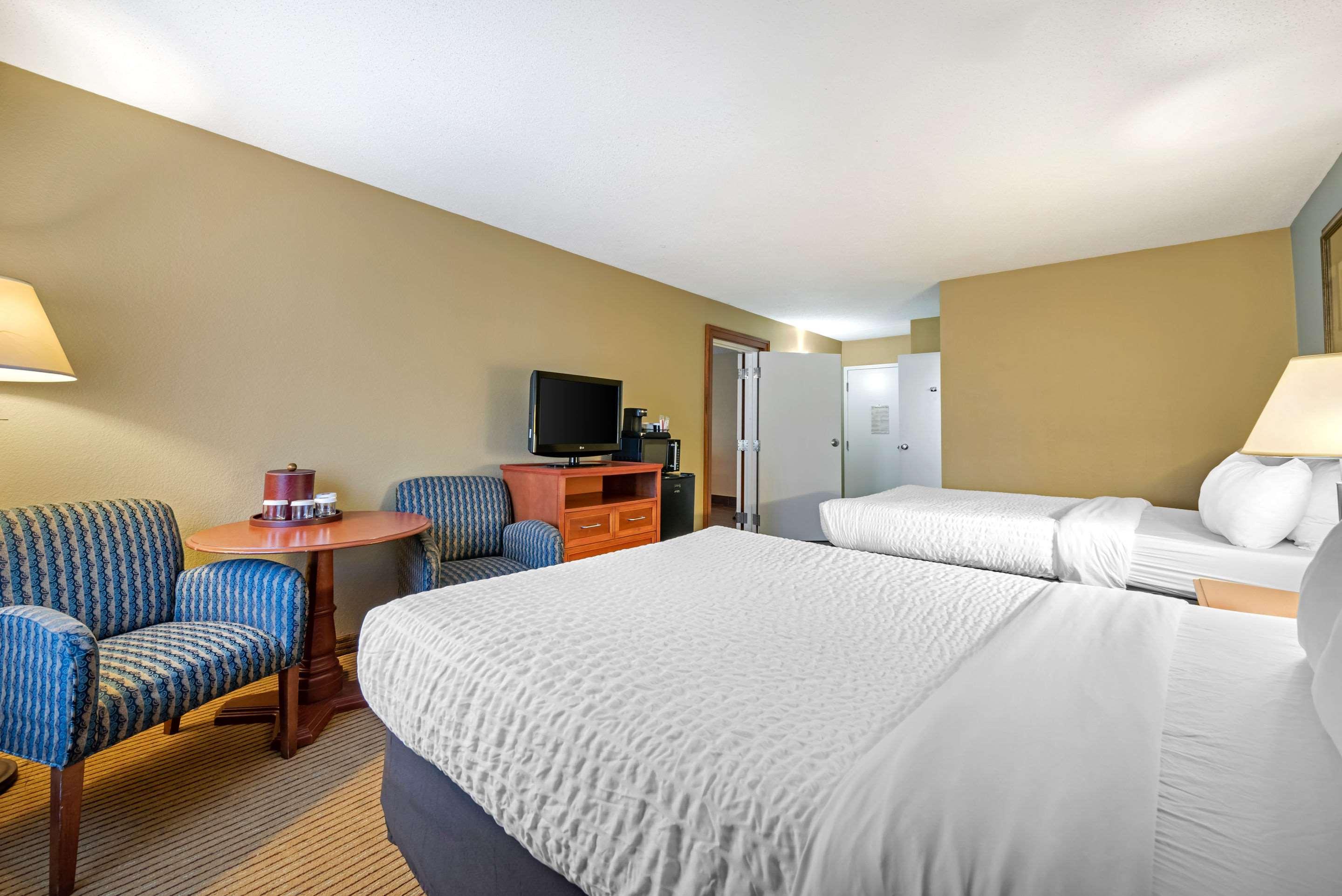Clarion Hotel Conference Center - North Lexington Eksteriør bilde