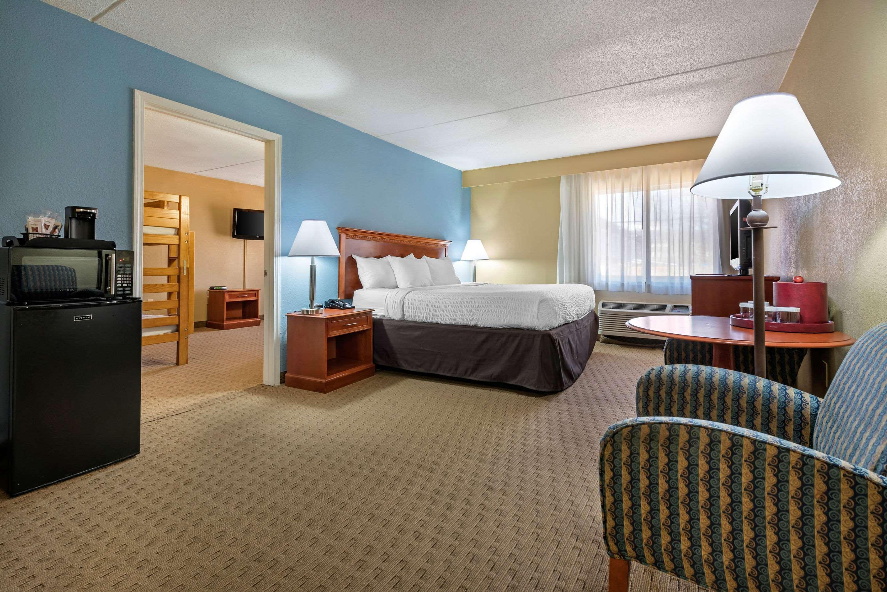 Clarion Hotel Conference Center - North Lexington Eksteriør bilde